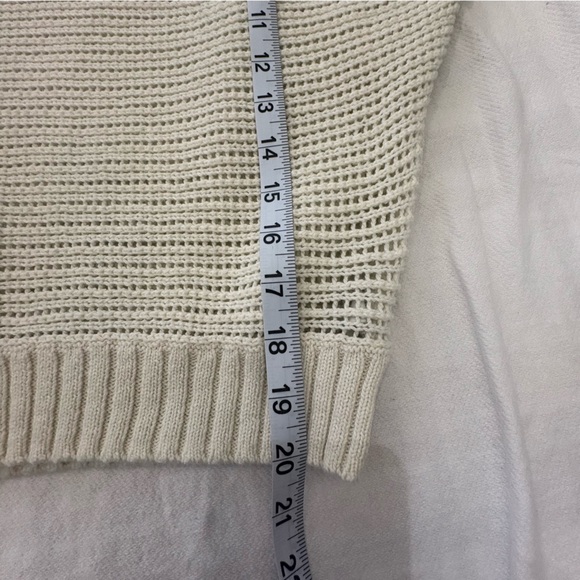 American Eagle Outfitters White Knit Top - Picture 4 of 12